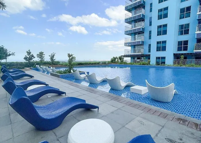 Luxury 2br Corner Near Solaire & Okada Ii Sunset Apartment Manila