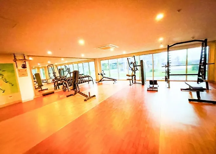 Luxury 2br Corner Near Solaire & Okada Ii Sunset *