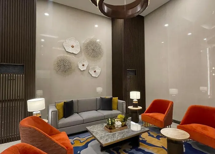 Luxury 2br Corner Near Solaire & Okada Ii Sunset Apartment