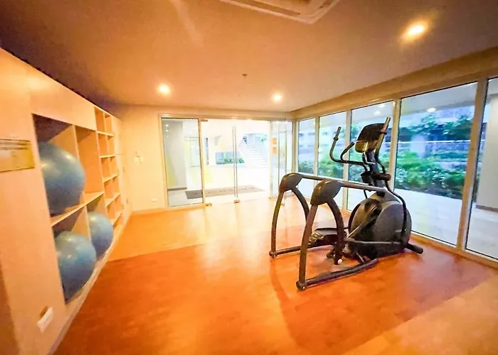 Luxury 2br Corner Near Solaire & Okada Ii Sunset *