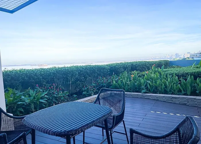Apartment Luxury 2br Corner Near Solaire & Okada Ii Sunset *