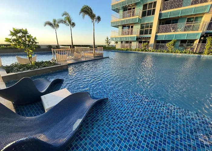 Luxury 2br Corner Near Solaire & Okada Ii Sunset Apartment