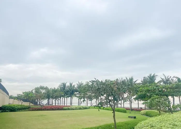 Apartment Luxury 2br Corner Near Solaire & Okada Ii Sunset